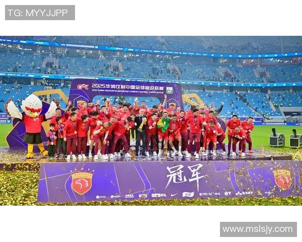 上海足球队在最新力量排行榜中荣登第十名展现强大实力与潜力